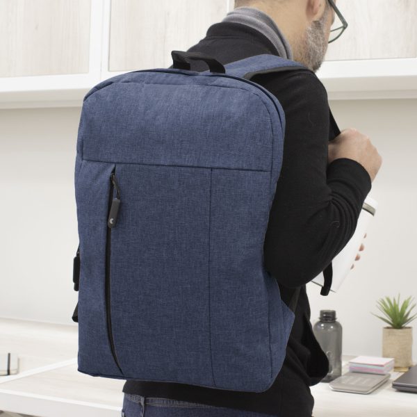 alt_promocional_publicitario_mochila_nomawalk_K6_azul_contexto1 MOCHILA "CITY"