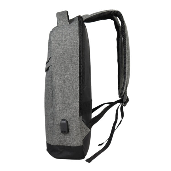 D74-07_900x900_03 Mochila Porta-Notebook "TECH" 14L