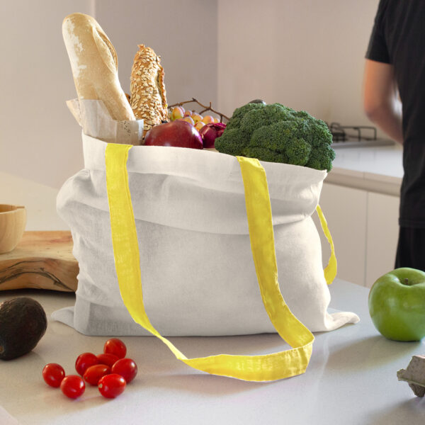 alt_promocional_publicitario_Totebab_bolsa_algodon_C574_amarillo_contexto_1 Bolsa de algodón "DONNA"